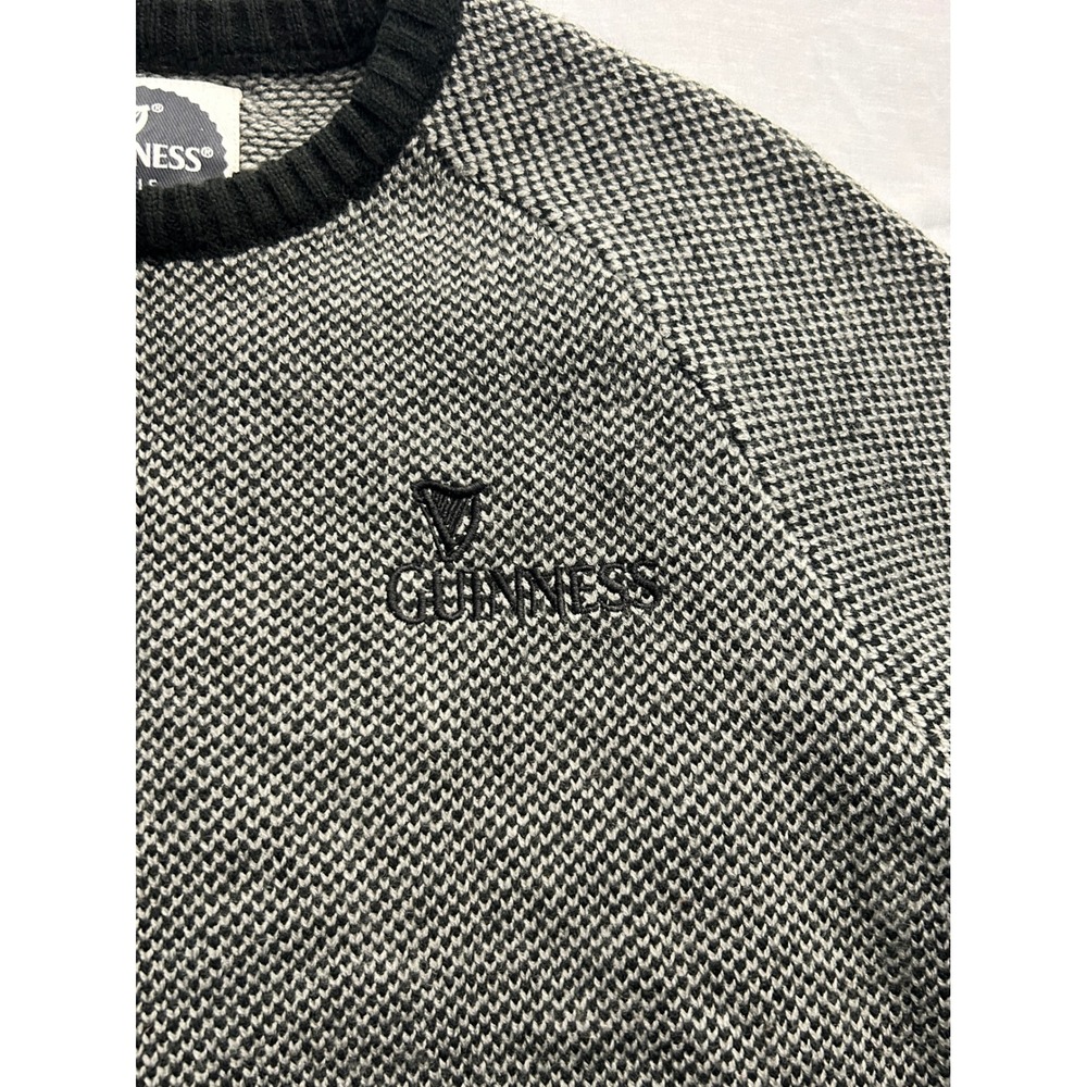 Guinness Mens Grey Black Birds Eye Knit Crewneck Sweater Pullover Medium Logo - Picture 3 of 8